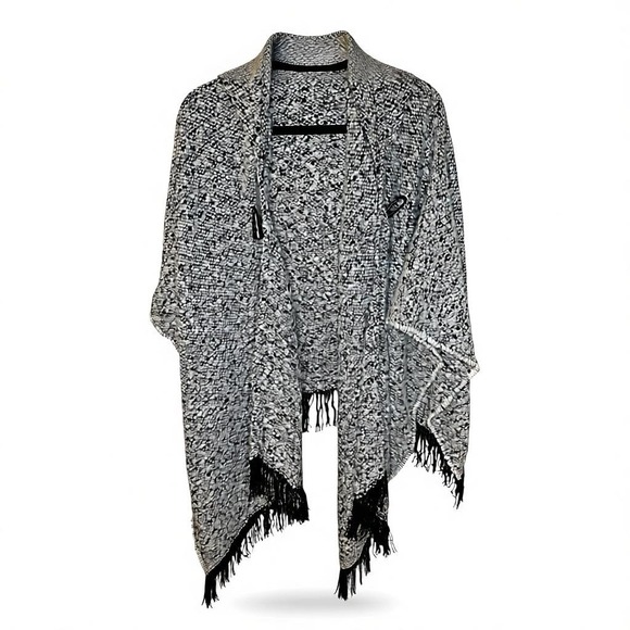 Faded Glory Accessories - NWT Faded Glory Hooded Button Poncho Gray Knit Fringe One Size